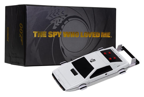 1:36 James Bond's "The Spy Who Loved Me" Lotus Esprit s1 Submarine